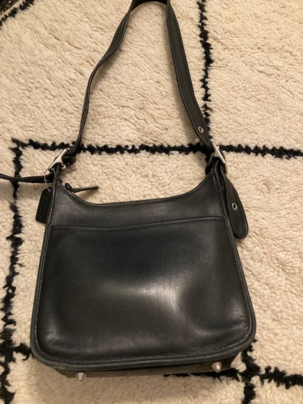 Vintage Coach Black Leather Shoulder Bag - Picture 2 of 8